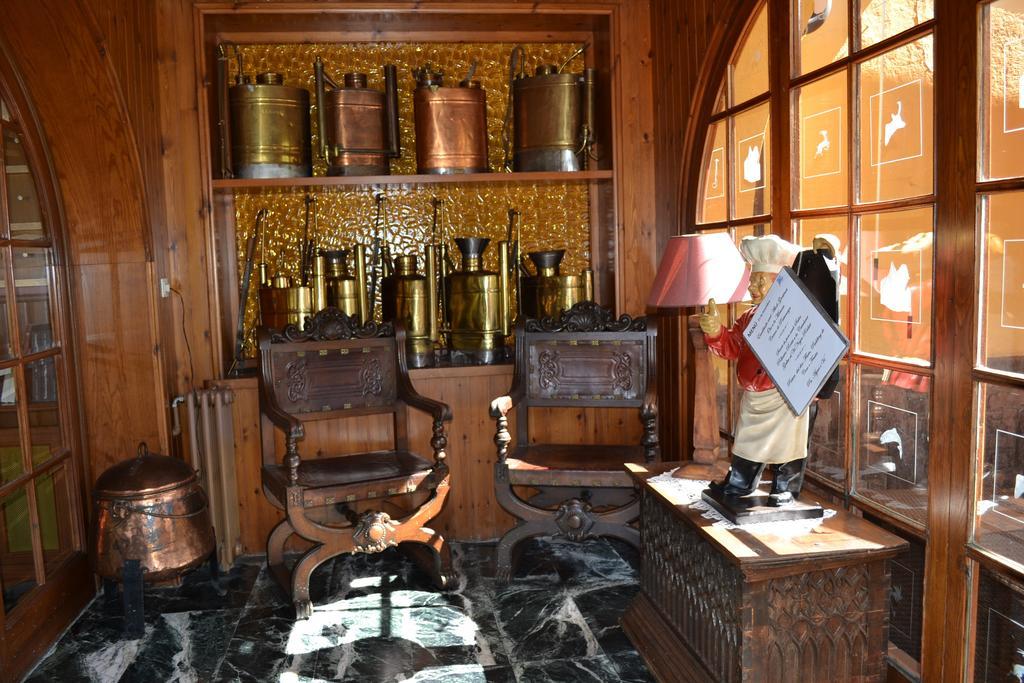 וילאדראו Hostal De La Gloria מראה חיצוני תמונה
