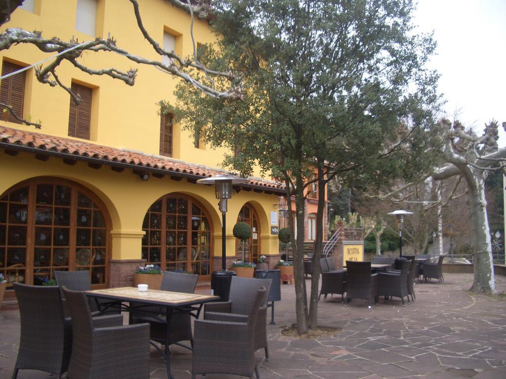 וילאדראו Hostal De La Gloria מראה חיצוני תמונה