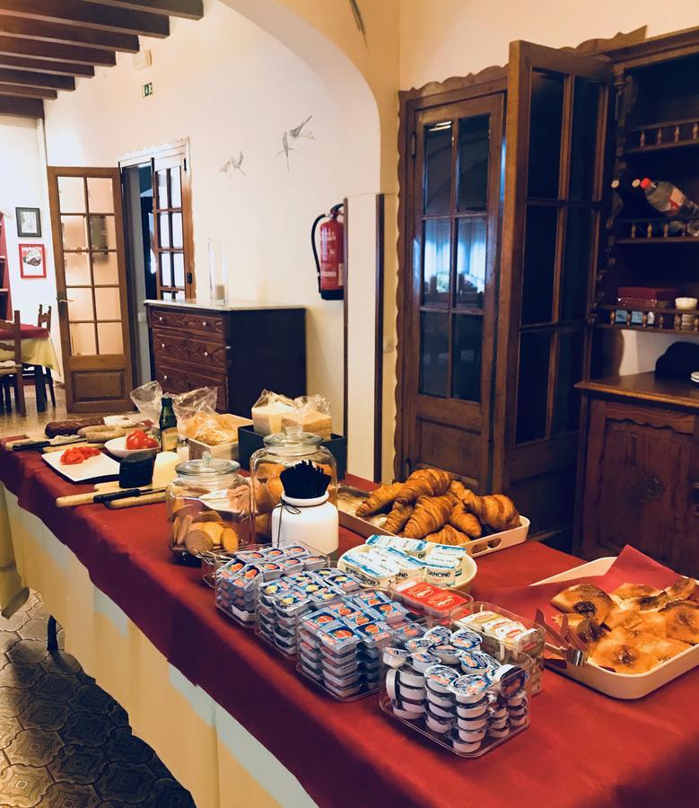 וילאדראו Hostal De La Gloria מראה חיצוני תמונה
