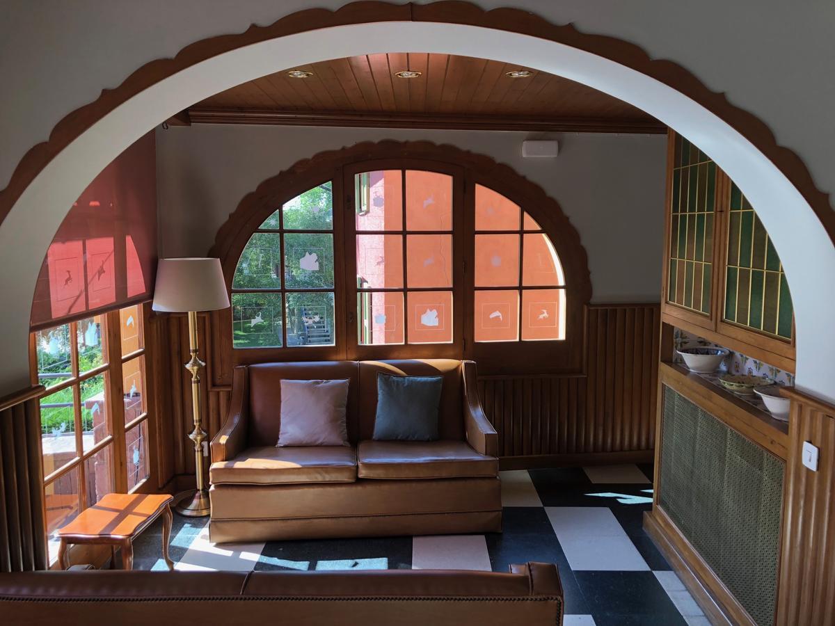 וילאדראו Hostal De La Gloria מראה חיצוני תמונה